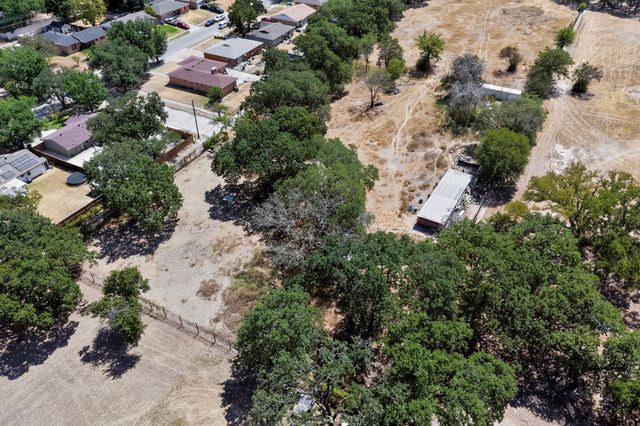 6706 Elam, Dallas, TX 75217