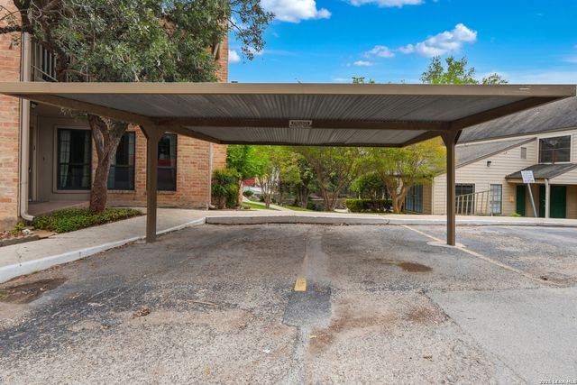 7711 Callaghan Rd Apt 301, San Antonio, TX 78229
