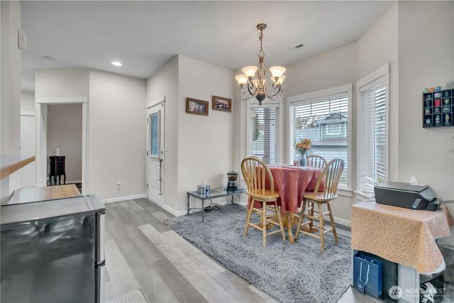 10700 SE 260th Street #D101, Kent, WA 98030