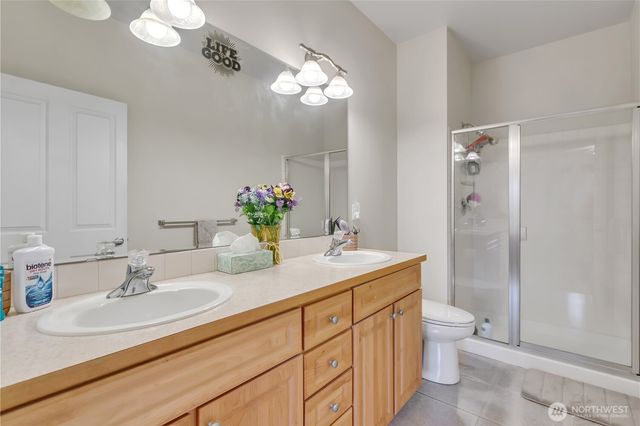 10700 SE 260th Street #D101, Kent, WA 98030