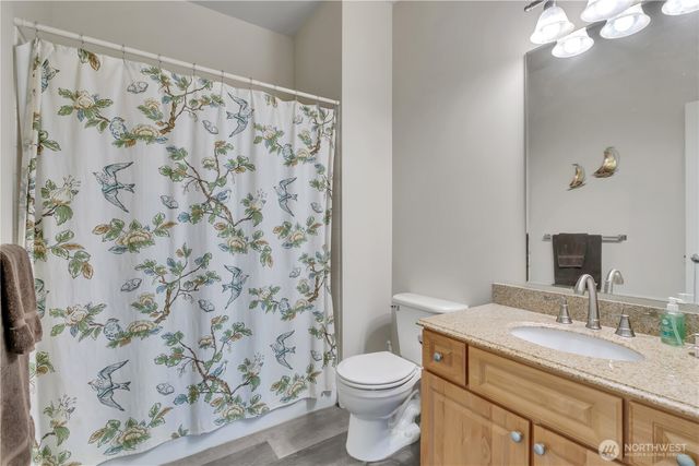 10700 SE 260th Street #D101, Kent, WA 98030