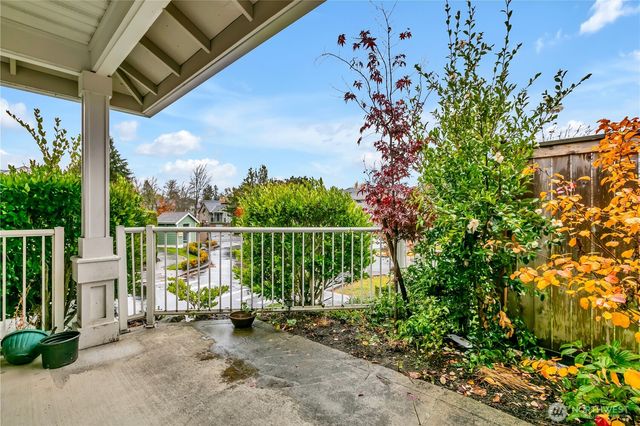 10700 SE 260th Street #D101, Kent, WA 98030
