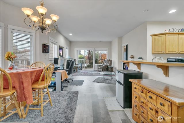 10700 SE 260th Street #D101, Kent, WA 98030