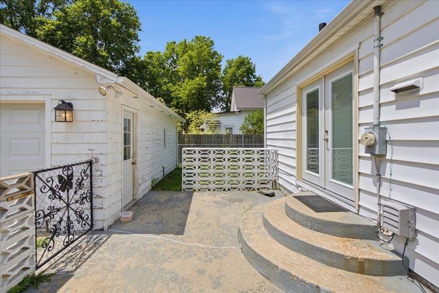 262 Cottage Grove Avenue, Waterloo, IA 50703