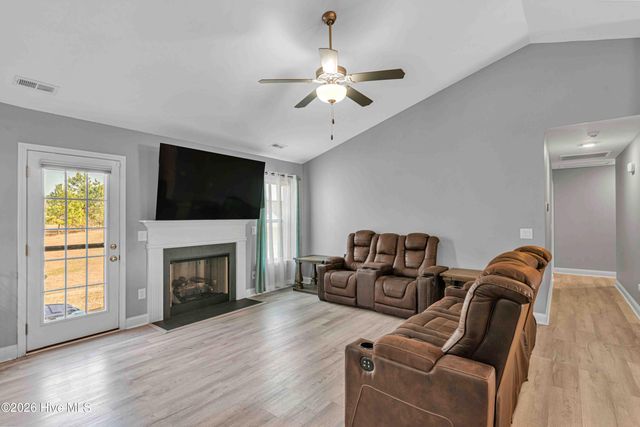 413 Stones Throw Court, Jacksonville, NC 28546