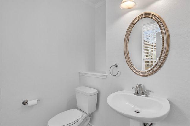 2606 Kinney Oaks CT, Austin, TX 78704