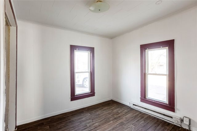 616 3rd Street, Perry, IA 50220