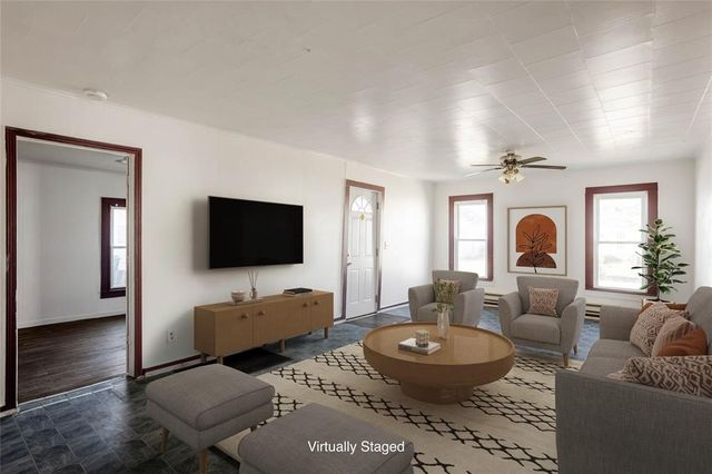 616 3rd Street, Perry, IA 50220