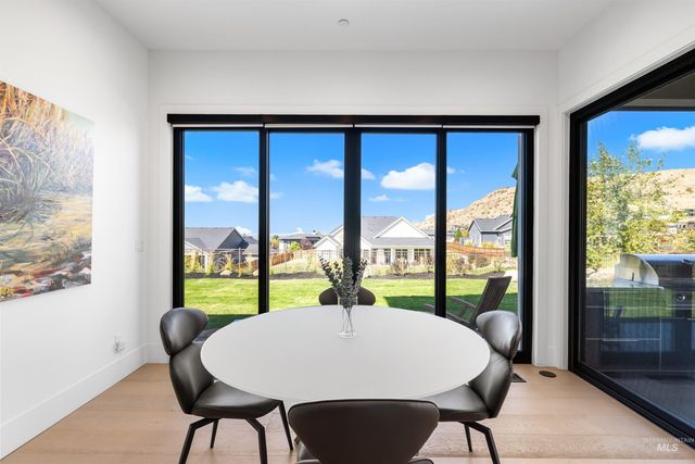 1903 S Meteor Way, Boise, ID 83712