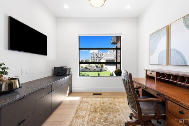 1903 S Meteor Way, Boise, ID 83712