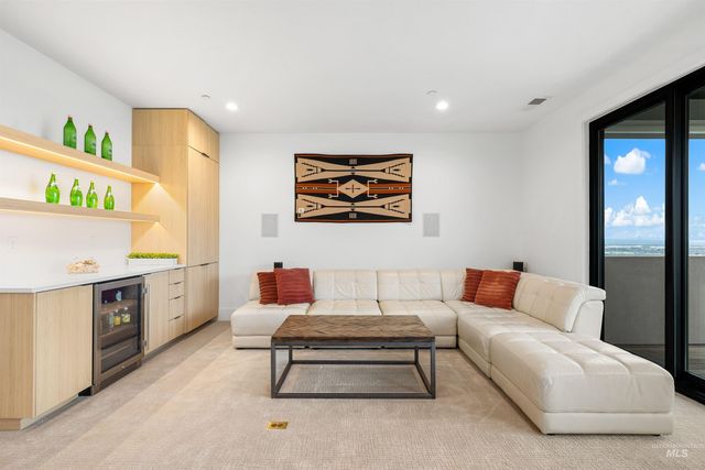 1903 S Meteor Way, Boise, ID 83712