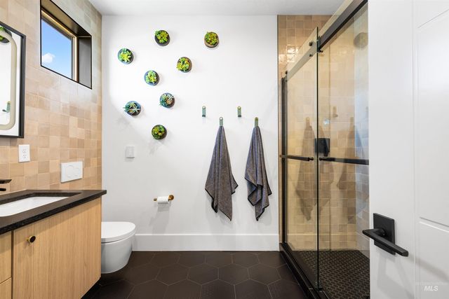 1903 S Meteor Way, Boise, ID 83712