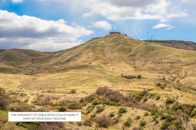 1903 S Meteor Way, Boise, ID 83712