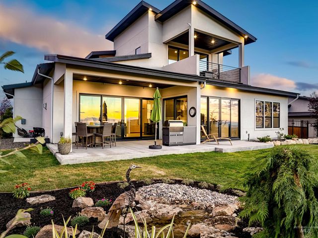 1903 S Meteor Way, Boise, ID 83712