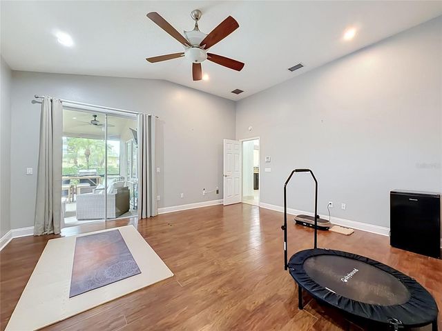 5846 BENT GRASS DRIVE, Valrico, FL 33596