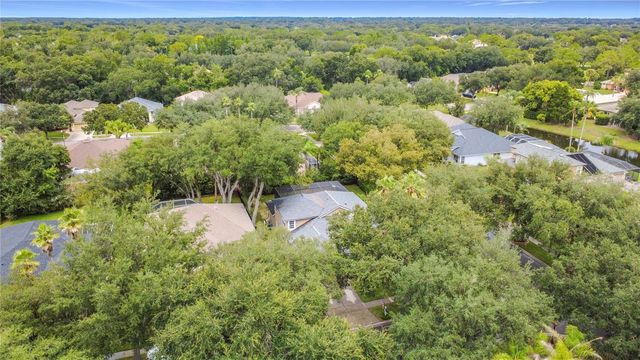 5846 BENT GRASS DRIVE, Valrico, FL 33596