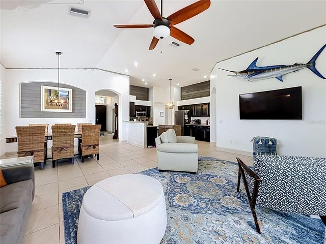 5846 BENT GRASS DRIVE, Valrico, FL 33596