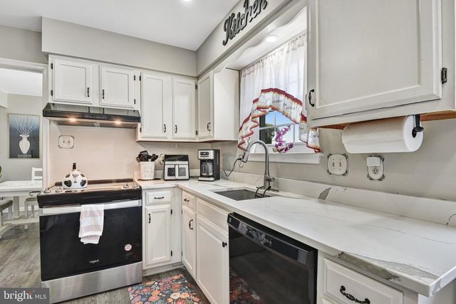 9208 ROBIN LYNN CT, Manassas, VA 20110