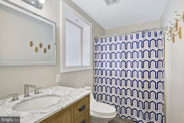 9208 ROBIN LYNN CT, Manassas, VA 20110