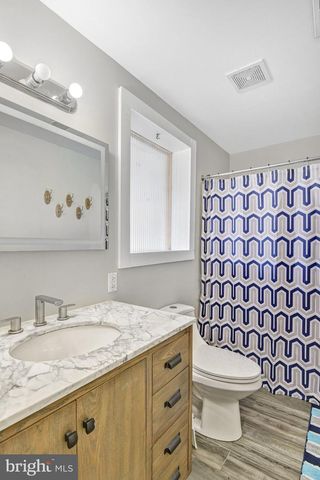 9208 ROBIN LYNN CT, Manassas, VA 20110