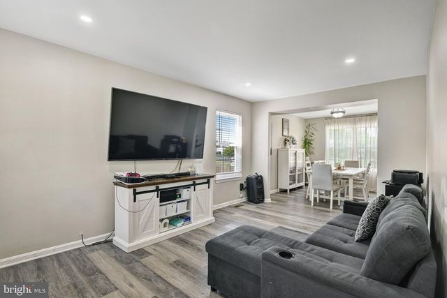 9208 ROBIN LYNN CT, Manassas, VA 20110