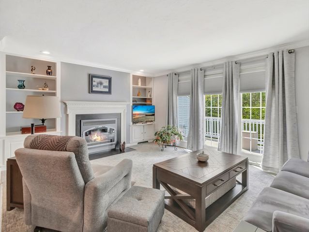 283 East Main 16, Norton, MA 02766