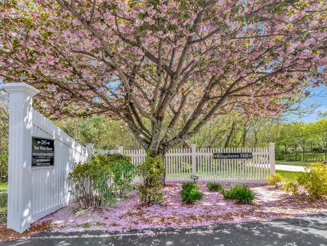 283 East Main 16, Norton, MA 02766