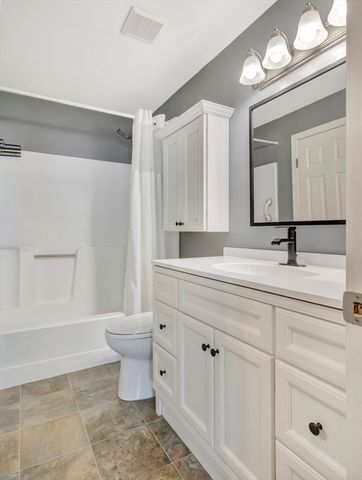 283 East Main 16, Norton, MA 02766