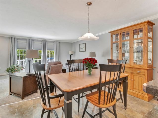 283 East Main 16, Norton, MA 02766