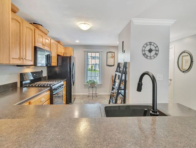 283 East Main 16, Norton, MA 02766