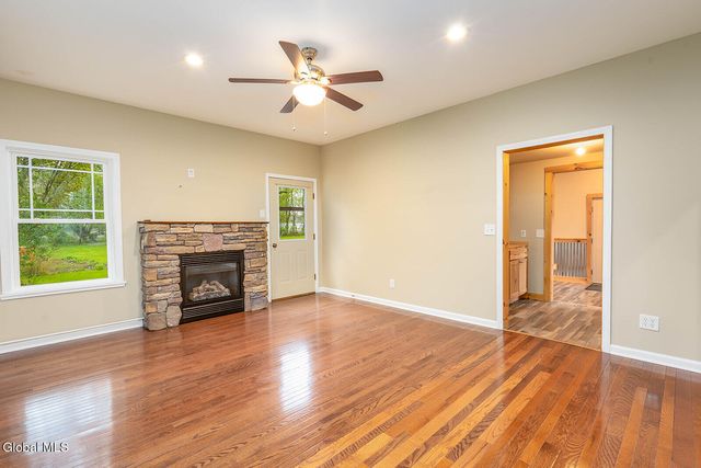 77 Spring Street, Cambridge, NY 12816