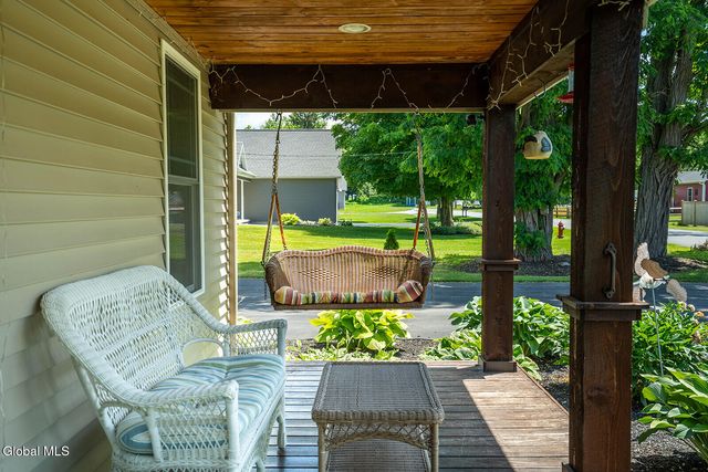 77 Spring Street, Cambridge, NY 12816