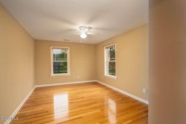 77 Spring Street, Cambridge, NY 12816