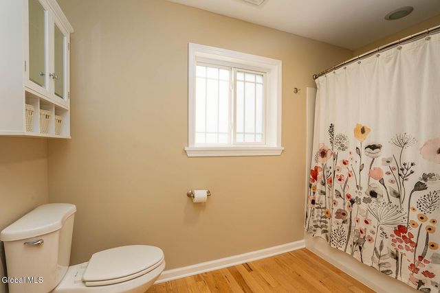 77 Spring Street, Cambridge, NY 12816
