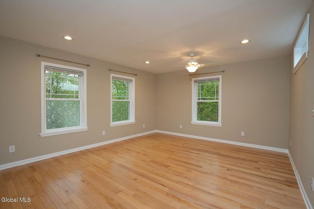 77 Spring Street, Cambridge, NY 12816