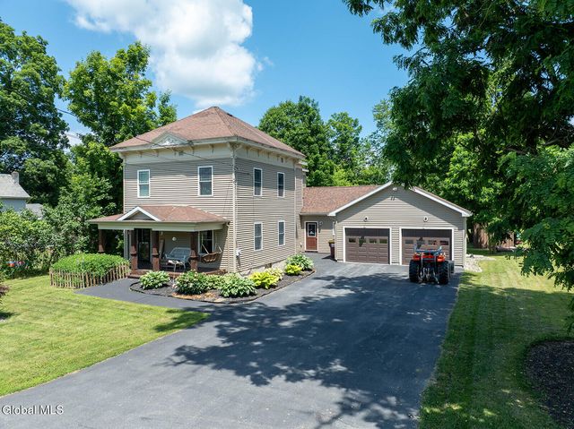 77 Spring Street, Cambridge, NY 12816