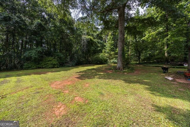 210 Newton Drive, Forsyth, GA 31029