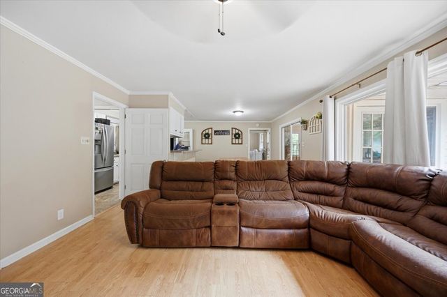 210 Newton Drive, Forsyth, GA 31029