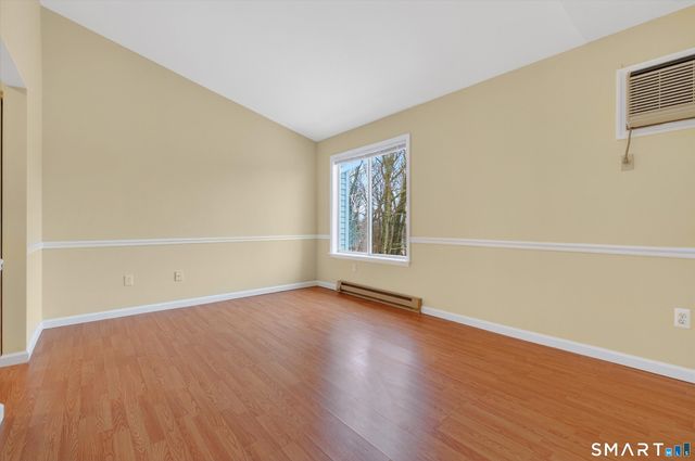 20 East Pembroke Road 8, Danbury, CT 06811