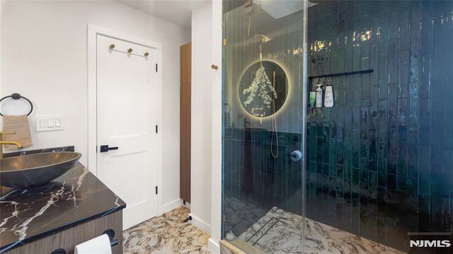 44 Schlosser Drive, Rochelle Park, NJ 07662