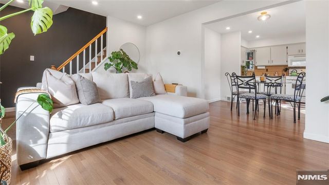 44 Schlosser Drive, Rochelle Park, NJ 07662