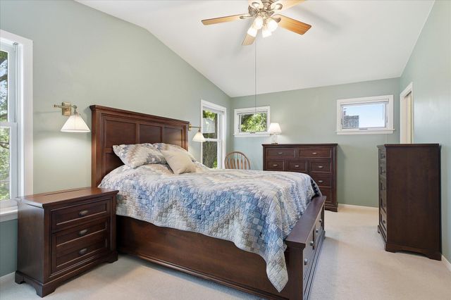 7109 Heatherton Trail, Edina, MN 55435