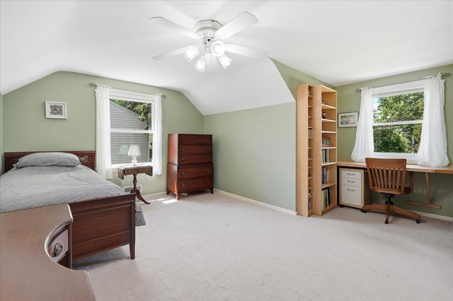 7109 Heatherton Trail, Edina, MN 55435