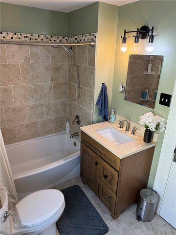 316 E Edgewood Ave, New Castle, PA 16105