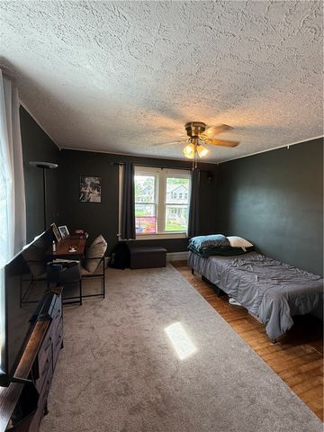 316 E Edgewood Ave, New Castle, PA 16105