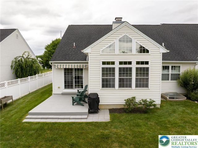 1181 Briarwood Lane, Easton, PA 18040