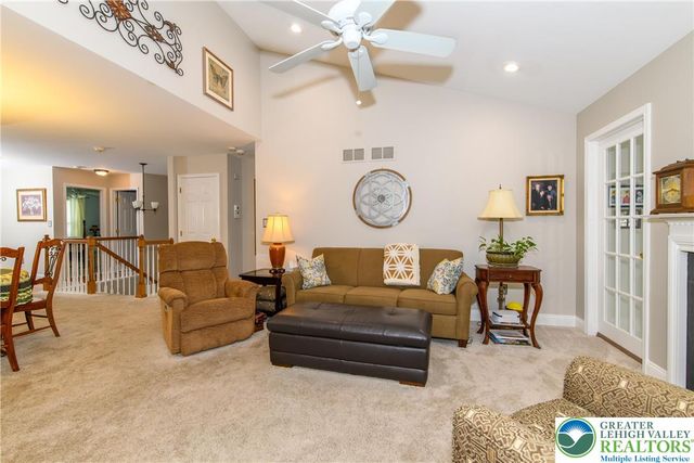 1181 Briarwood Lane, Easton, PA 18040