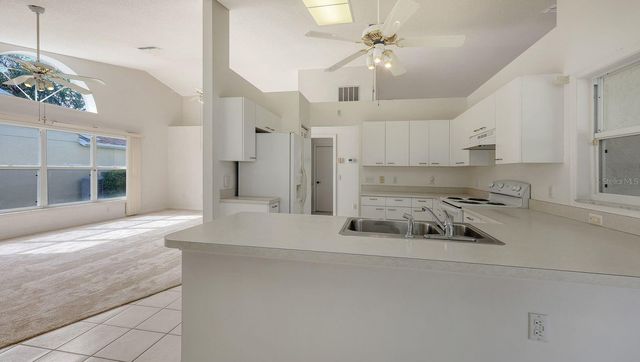 6005 CEDARWOOD LANE, Bradenton, FL 34203