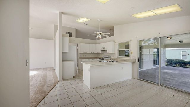 6005 CEDARWOOD LANE, Bradenton, FL 34203