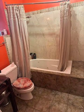 5330 S Hyde Park Boulevard 1S, Chicago, IL 60615